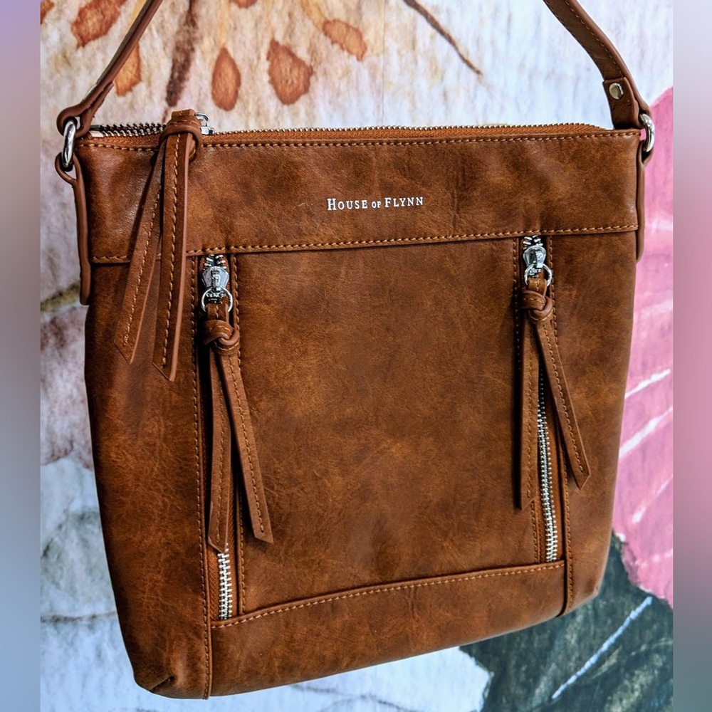 House of Flynn Sidepiece Purse ✨